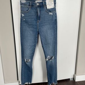 Abercrombie Super Skinny Ankle High Rise Jeans- size 26 Short- NWT